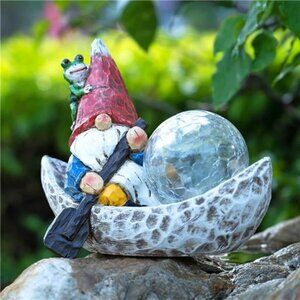 Garden Gnome Statue, Solar Gnomes Figurine, Outdoor Gnome Decor, Gnomes Decor